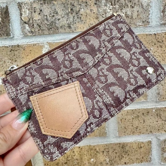 Christian Dior monogram wristlet. Comes with copy of COA from Entrupy - Picture 2 of 8